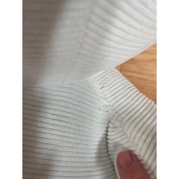 Miffy sitting corduroy offwhite (27.5")(70cm) HUGE Retail $189 - Picture 5 of 6